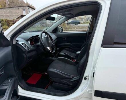 Белый Пежо 4007, объемом двигателя 2.2 л и пробегом 340 тыс. км за 4178 $, фото 5 на Automoto.ua