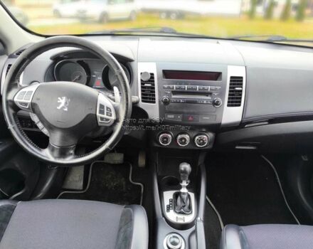 Белый Пежо 4007, объемом двигателя 2.2 л и пробегом 210 тыс. км за 5475 $, фото 13 на Automoto.ua