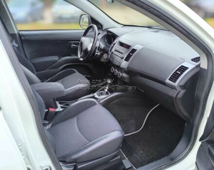 Белый Пежо 4007, объемом двигателя 2.2 л и пробегом 210 тыс. км за 5475 $, фото 12 на Automoto.ua