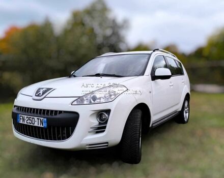 Белый Пежо 4007, объемом двигателя 2.2 л и пробегом 210 тыс. км за 5475 $, фото 2 на Automoto.ua