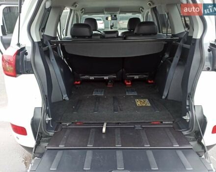 Белый Пежо 4007, объемом двигателя 2.2 л и пробегом 189 тыс. км за 10150 $, фото 19 на Automoto.ua