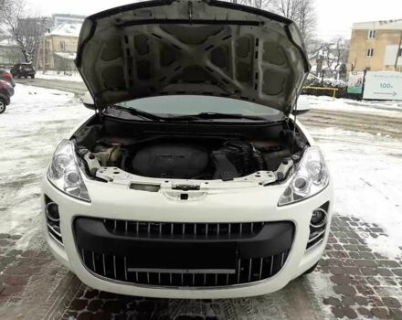 Белый Пежо 4007, объемом двигателя 2.2 л и пробегом 300 тыс. км за 8900 $, фото 11 на Automoto.ua