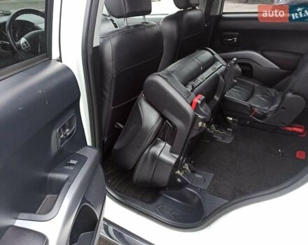 Белый Пежо 4007, объемом двигателя 2.2 л и пробегом 189 тыс. км за 10150 $, фото 16 на Automoto.ua