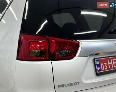 Белый Пежо 4007, объемом двигателя 2.2 л и пробегом 197 тыс. км за 11499 $, фото 9 на Automoto.ua