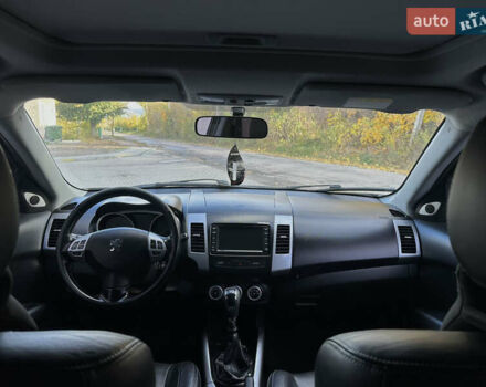 Черный Пежо 4007, объемом двигателя 2.2 л и пробегом 253 тыс. км за 9500 $, фото 15 на Automoto.ua