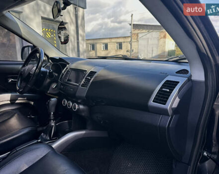 Черный Пежо 4007, объемом двигателя 2.2 л и пробегом 253 тыс. км за 9500 $, фото 12 на Automoto.ua