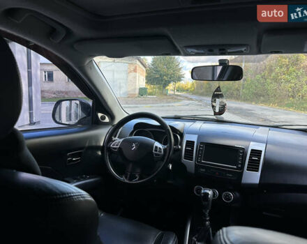 Черный Пежо 4007, объемом двигателя 2.2 л и пробегом 253 тыс. км за 9500 $, фото 16 на Automoto.ua