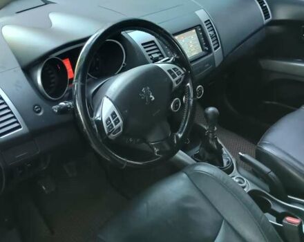 Черный Пежо 4007, объемом двигателя 2.2 л и пробегом 260 тыс. км за 8750 $, фото 12 на Automoto.ua