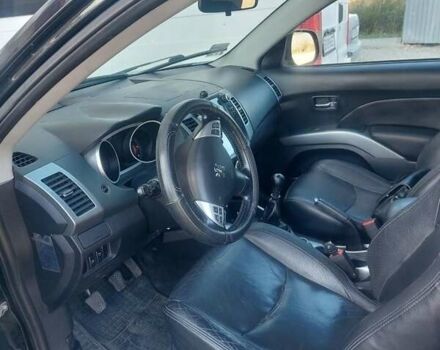 Черный Пежо 4007, объемом двигателя 2.2 л и пробегом 390 тыс. км за 8579 $, фото 3 на Automoto.ua