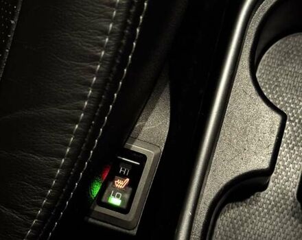 Чорний Пежо 4007, об'ємом двигуна 2.2 л та пробігом 210 тис. км за 9999 $, фото 89 на Automoto.ua