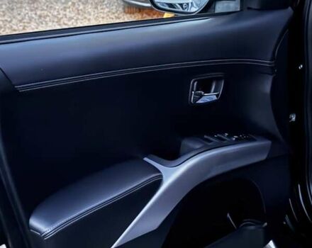 Чорний Пежо 4007, об'ємом двигуна 2.2 л та пробігом 210 тис. км за 9999 $, фото 75 на Automoto.ua