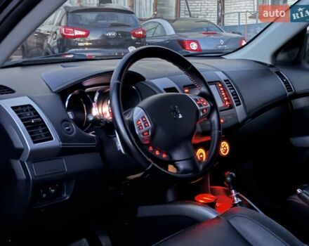 Чорний Пежо 4007, об'ємом двигуна 2.2 л та пробігом 210 тис. км за 9999 $, фото 4 на Automoto.ua