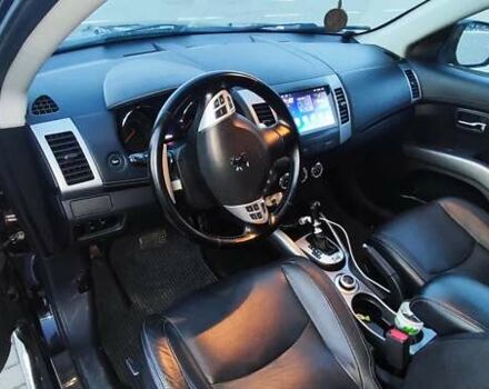 Черный Пежо 4007, объемом двигателя 2.2 л и пробегом 162 тыс. км за 12000 $, фото 8 на Automoto.ua