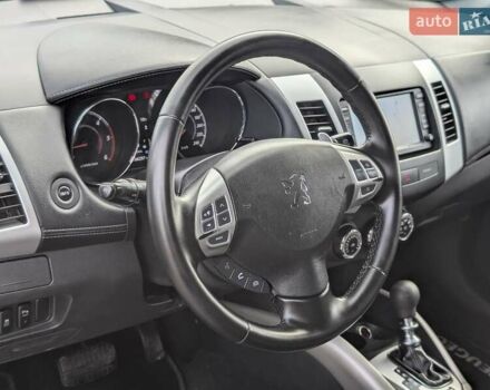 Чорний Пежо 4007, об'ємом двигуна 2.2 л та пробігом 184 тис. км за 9990 $, фото 24 на Automoto.ua