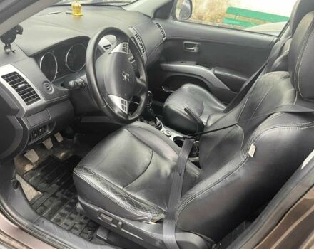 Коричневый Пежо 4007, объемом двигателя 2.2 л и пробегом 230 тыс. км за 9050 $, фото 18 на Automoto.ua