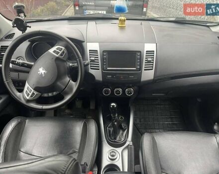 Коричневый Пежо 4007, объемом двигателя 2.18 л и пробегом 230 тыс. км за 9050 $, фото 17 на Automoto.ua