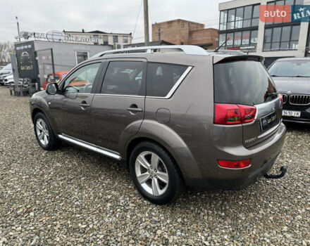 Коричневый Пежо 4007, объемом двигателя 2.18 л и пробегом 258 тыс. км за 10000 $, фото 9 на Automoto.ua