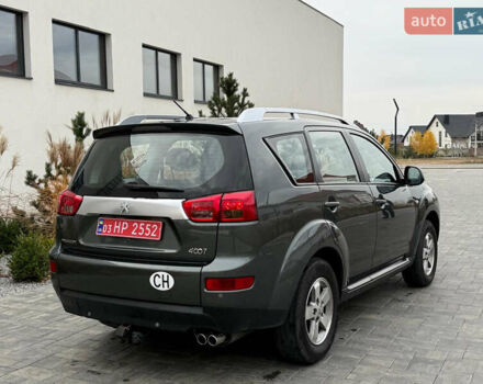 Коричневый Пежо 4007, объемом двигателя 2.2 л и пробегом 235 тыс. км за 10500 $, фото 9 на Automoto.ua