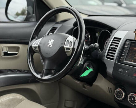 Коричневый Пежо 4007, объемом двигателя 2.18 л и пробегом 258 тыс. км за 10000 $, фото 32 на Automoto.ua