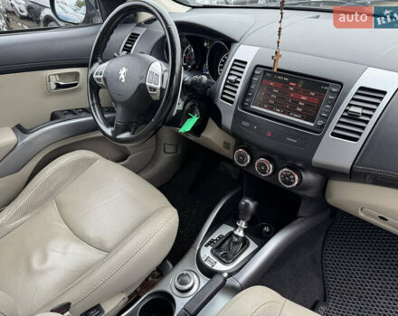 Коричневый Пежо 4007, объемом двигателя 2.18 л и пробегом 258 тыс. км за 10000 $, фото 28 на Automoto.ua
