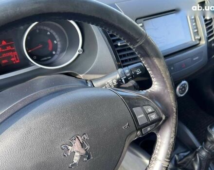 Пежо 4007, объемом двигателя 2.2 л и пробегом 147 тыс. км за 9790 $, фото 17 на Automoto.ua