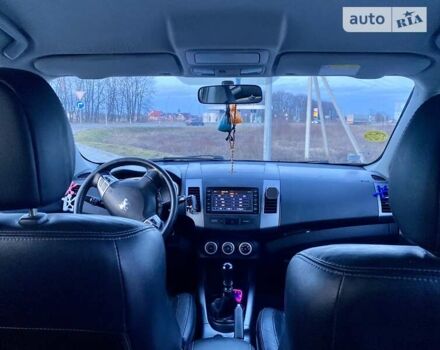 Пежо 4007, об'ємом двигуна 2.2 л та пробігом 260 тис. км за 8900 $, фото 17 на Automoto.ua