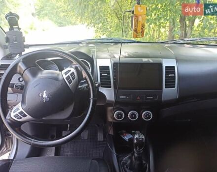 Серый Пежо 4007, объемом двигателя 2.2 л и пробегом 248 тыс. км за 9200 $, фото 2 на Automoto.ua