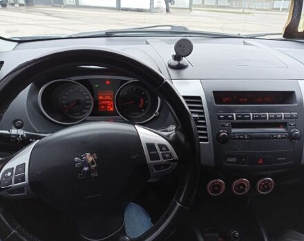 Серый Пежо 4007, объемом двигателя 2.2 л и пробегом 243 тыс. км за 8400 $, фото 11 на Automoto.ua