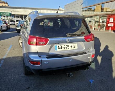 Сірий Пежо 4007, об'ємом двигуна 2 л та пробігом 300 тис. км за 9299 $, фото 6 на Automoto.ua