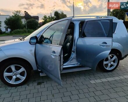 Сірий Пежо 4007, об'ємом двигуна 2.18 л та пробігом 257 тис. км за 9400 $, фото 6 на Automoto.ua