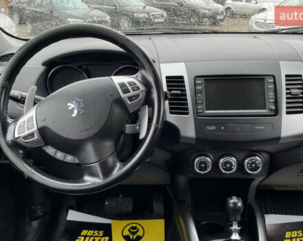 Серый Пежо 4007, объемом двигателя 2.2 л и пробегом 134 тыс. км за 9500 $, фото 9 на Automoto.ua