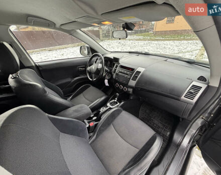 Сірий Пежо 4007, об'ємом двигуна 2.2 л та пробігом 242 тис. км за 9750 $, фото 25 на Automoto.ua