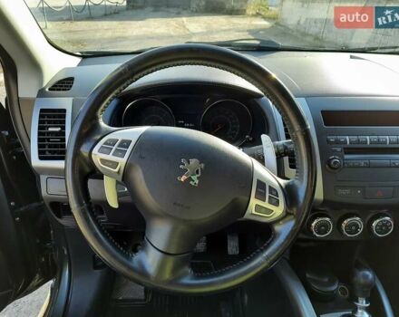 Серый Пежо 4007, объемом двигателя 2.2 л и пробегом 280 тыс. км за 10100 $, фото 12 на Automoto.ua