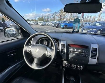Серый Пежо 4007, объемом двигателя 2.36 л и пробегом 167 тыс. км за 9500 $, фото 26 на Automoto.ua
