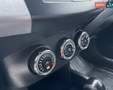 Серый Пежо 4007, объемом двигателя 2.18 л и пробегом 236 тыс. км за 9999 $, фото 67 на Automoto.ua