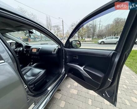 Серый Пежо 4007, объемом двигателя 2.18 л и пробегом 236 тыс. км за 9999 $, фото 42 на Automoto.ua