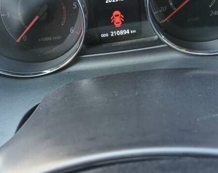 Сірий Пежо 4007, об'ємом двигуна 2.18 л та пробігом 210 тис. км за 10800 $, фото 23 на Automoto.ua