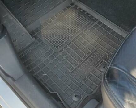 Сірий Пежо 4007, об'ємом двигуна 2.18 л та пробігом 210 тис. км за 10800 $, фото 128 на Automoto.ua