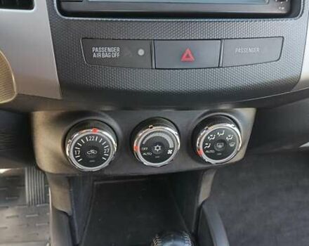 Сірий Пежо 4007, об'ємом двигуна 2.18 л та пробігом 210 тис. км за 10800 $, фото 22 на Automoto.ua