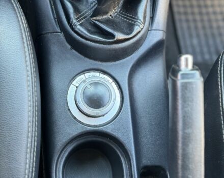 Зеленый Пежо 4007, объемом двигателя 2.2 л и пробегом 248 тыс. км за 5550 $, фото 12 на Automoto.ua