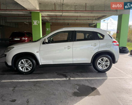 Белый Пежо 4008, объемом двигателя 2 л и пробегом 69 тыс. км за 12500 $, фото 3 на Automoto.ua