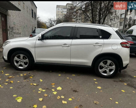 Белый Пежо 4008, объемом двигателя 2 л и пробегом 173 тыс. км за 11700 $, фото 2 на Automoto.ua