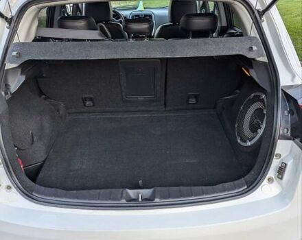 Белый Пежо 4008, объемом двигателя 1.56 л и пробегом 298 тыс. км за 11500 $, фото 7 на Automoto.ua