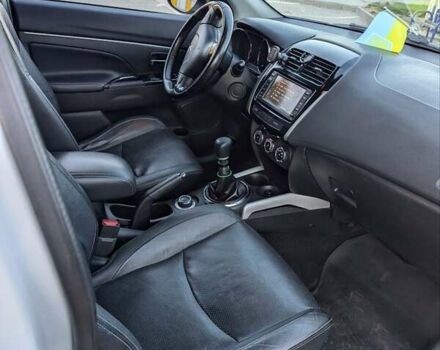 Белый Пежо 4008, объемом двигателя 1.56 л и пробегом 298 тыс. км за 11500 $, фото 4 на Automoto.ua