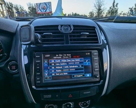 Белый Пежо 4008, объемом двигателя 1.56 л и пробегом 298 тыс. км за 11500 $, фото 11 на Automoto.ua