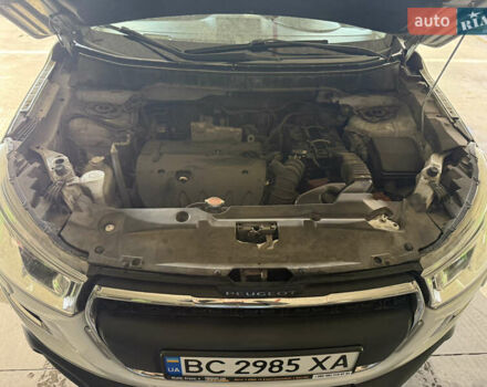 Белый Пежо 4008, объемом двигателя 2 л и пробегом 69 тыс. км за 12500 $, фото 8 на Automoto.ua