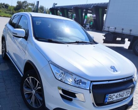 Белый Пежо 4008, объемом двигателя 1.6 л и пробегом 244 тыс. км за 12500 $, фото 1 на Automoto.ua