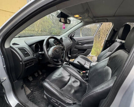 Серый Пежо 4008, объемом двигателя 1.56 л и пробегом 270 тыс. км за 11000 $, фото 8 на Automoto.ua