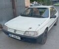 Белый Пежо 405, объемом двигателя 1.6 л и пробегом 300 тыс. км за 438 $, фото 1 на Automoto.ua