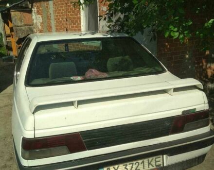 Белый Пежо 405, объемом двигателя 1.4 л и пробегом 190 тыс. км за 650 $, фото 5 на Automoto.ua